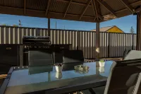 Sails Geraldton Accommodation Hotels in Tarcoola Beach