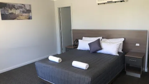Coro Club Motel in Griffith