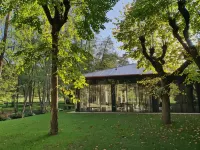 Château de Vault de Lugny Hotels in Sauvigny-le-Bois