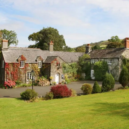 Collaven Manor