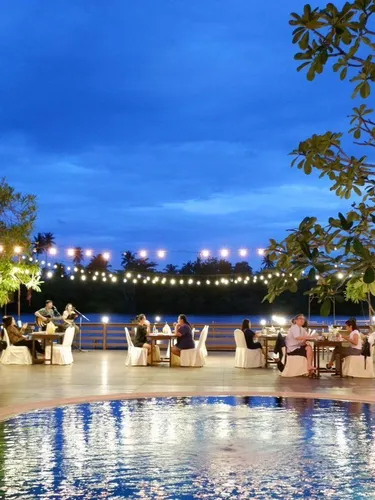 รูปภาพของบ้านอัมพวา รีสอร์ท แอนด์ สปา