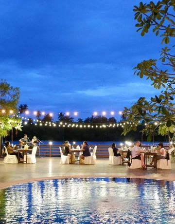 รูปภาพของบ้านอัมพวา รีสอร์ท แอนด์ สปา