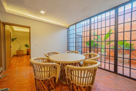 Hotel Casona Quetzal Отели рядом с достопримечательностью «Casa Arrecife»