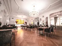 สแตรนด์โฮเทล คูร์เฮาส์ ยุสต์ โรงแรมในยูสต์