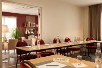 Campanile NATURE - Epône Hotels in Thoiry