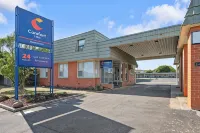 Comfort Inn Devonport Hotels near SKs Indian restaurant