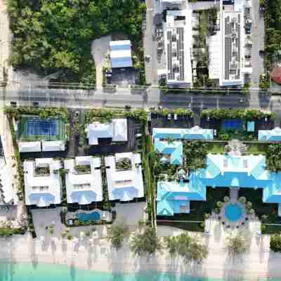 The Grove 33 in Grand Cayman Hotel Exterior