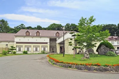 Kobushi No Yu Atsuma Các khách sạn gần Kyomachi Park