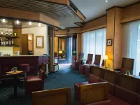 هوتل أكورسو Hotels near كيو تي أوتو