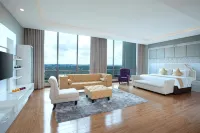 Platinum Hotel & Convention Hall Balikpapan - parking