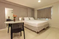 ريد أندريد سولمار فنادق في 