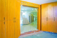 FabHotel Royal Manor - Hospital Chowk