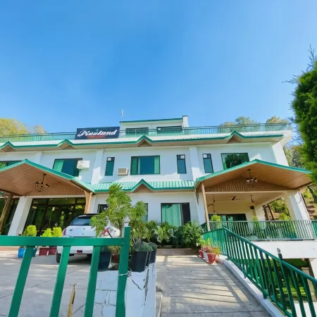 Pineland Resort and Chalets