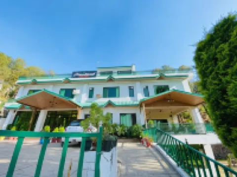 Pineland Resort and Chalets