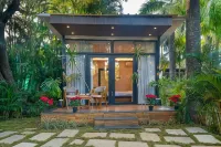 Pixotell Azzure - The Luxury Boutique Hotel