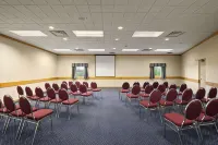 Ramada by Wyndham Trenton Hotels in Brighton