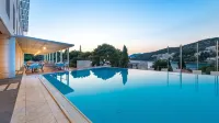 Hotel Uvala - ติดทะเล