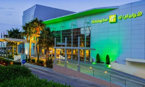Holiday Inn Suites Kuwait Salmiya