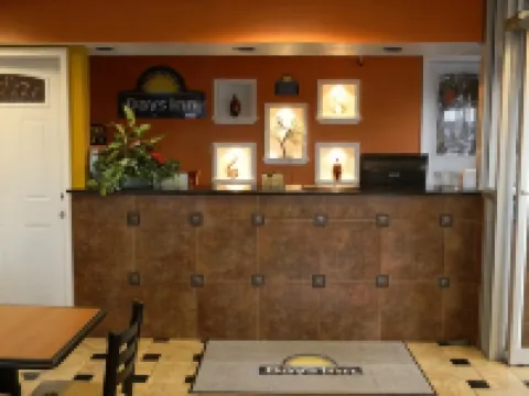 Days Inn by Wyndham Nashville Airport