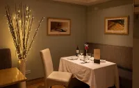 Murphy's Hotel - breakfast