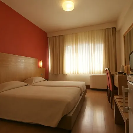 Diana Hotel