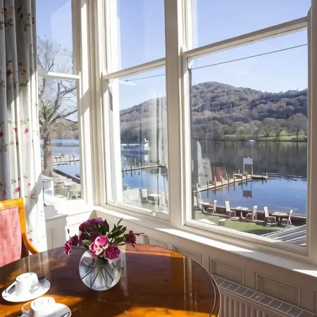 Lakeside Hotel and Spa