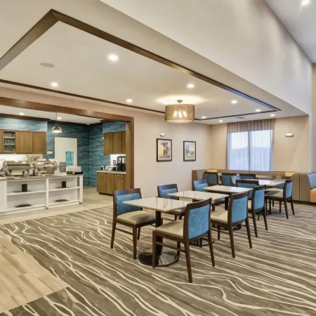 Homewood Suites by Hilton Hadley Amherst Отели рядом с достопримечательностью «Юниверсити оф Массачусетс Амхерст»