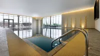 Van der Valk Hotel Beveren - piscine