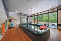 Pocheon Forest Pool Villa - 4-Star