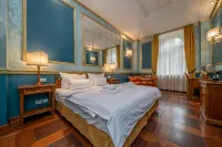 Hotel Kinsky Fountain Hotels in Smichov