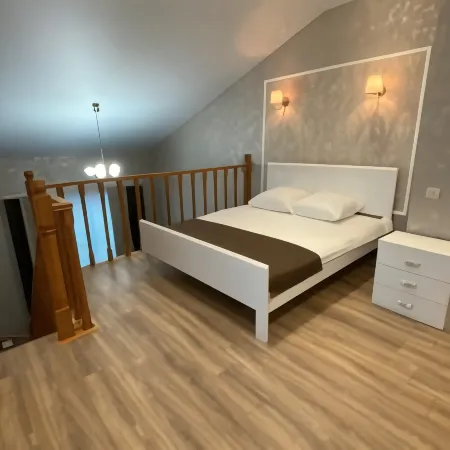 Мунрайз (Moonrise) Отели рядом с достопримечательностью «Музыка и время»