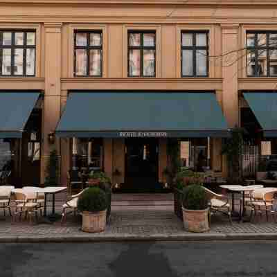 Hotel Sanders Hotel Exterior