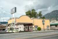 Provo Inn & Suites - 2-Star