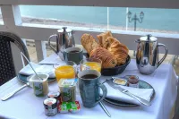 Hotel le Rayon Vert - breakfast