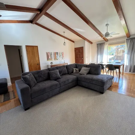 Peaceful Three Rivers Retreat Near Sequoia National Park with EV Charger, AC