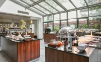 Leonardo Hotel Aberdeen - breakfast