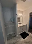 New Bedroom, Kitchen and Bathroom with a Pool - Homestays