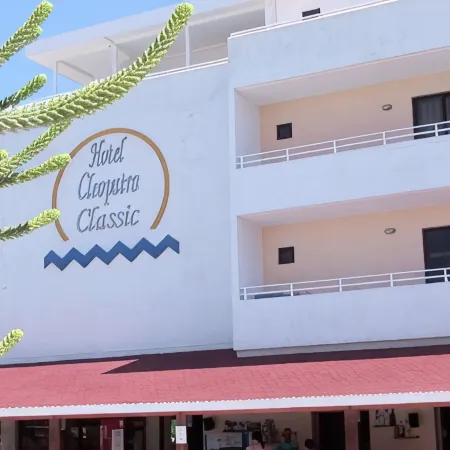 Cleopatra Classic Hotel Отели рядом с достопримечательностью «Пляж Кардамена»