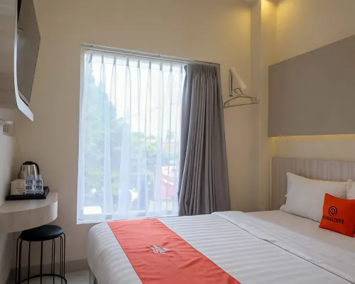 KoolKost Syariah @ Ir Soekarno Solo Baru Hotels in Grogol