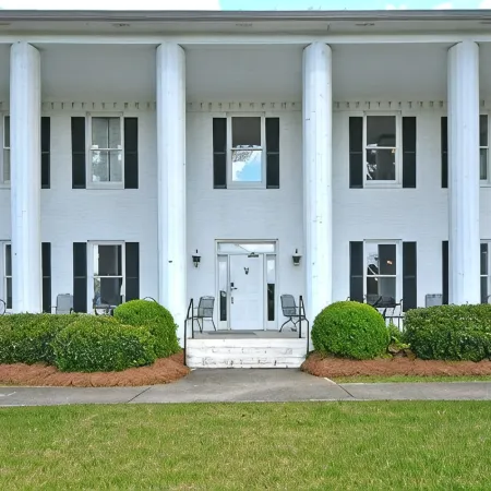 Stone Mountain Manor