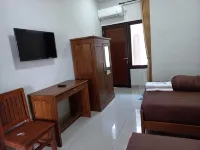 Omah Paulan Guest House