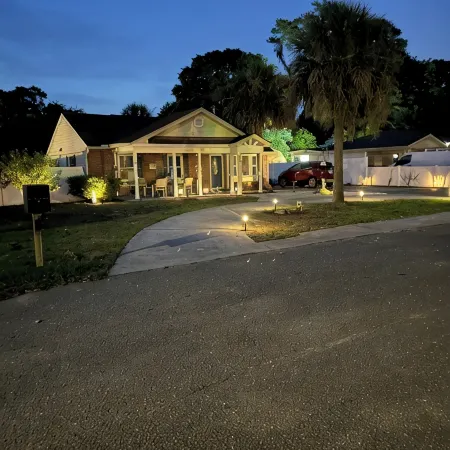 Spring is Coming!!  Save Money, One Mile from the Beach! Ok to Smoke Outside.