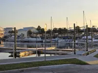Charming 3-bedroom house in Hudson fl waterfront  with WiFi and AC Hotels in Hudson