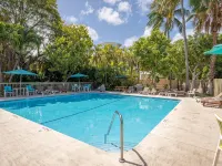Poolside Cottage #412