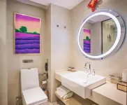 YOFON HOTELS (Xiaogan East Station Intime City Branch) - balcony