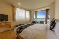 Ming Yue Hu Hotel - balcony
