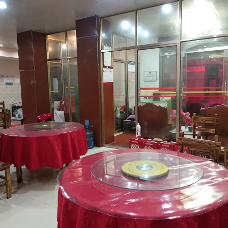 Wuding Youhua Business Hotel