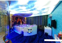 I Do Theme Hotel - Hot Tub