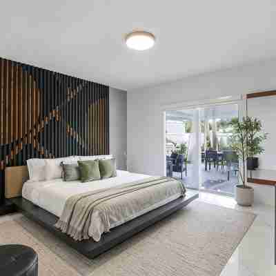 Prime Spot • Near Hard Rock Stadium & Beach • Pool Rooms