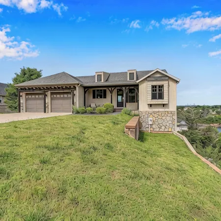 Private Pool Paradise/Luxury Home Stunning Table Rock Lake Views/Branson Close